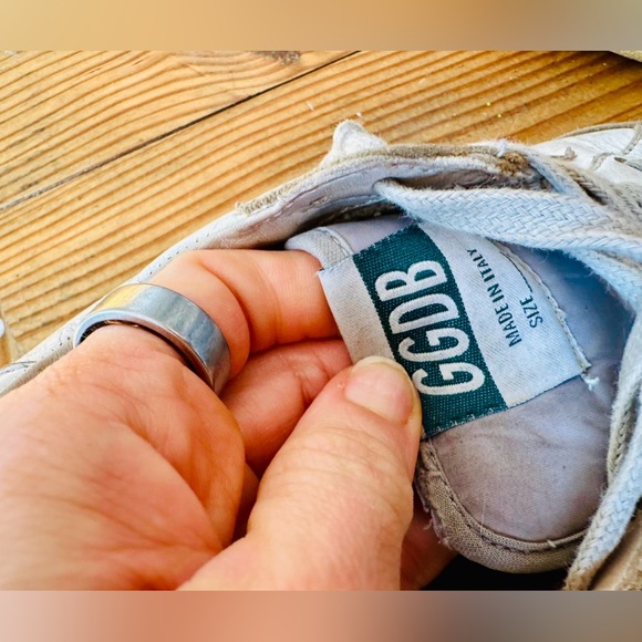 Golden Goose sneakers - Picture 10 of 14